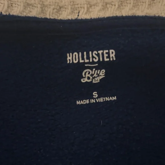 Hollister Blue Sweatshirt - Picture 2 of 4
